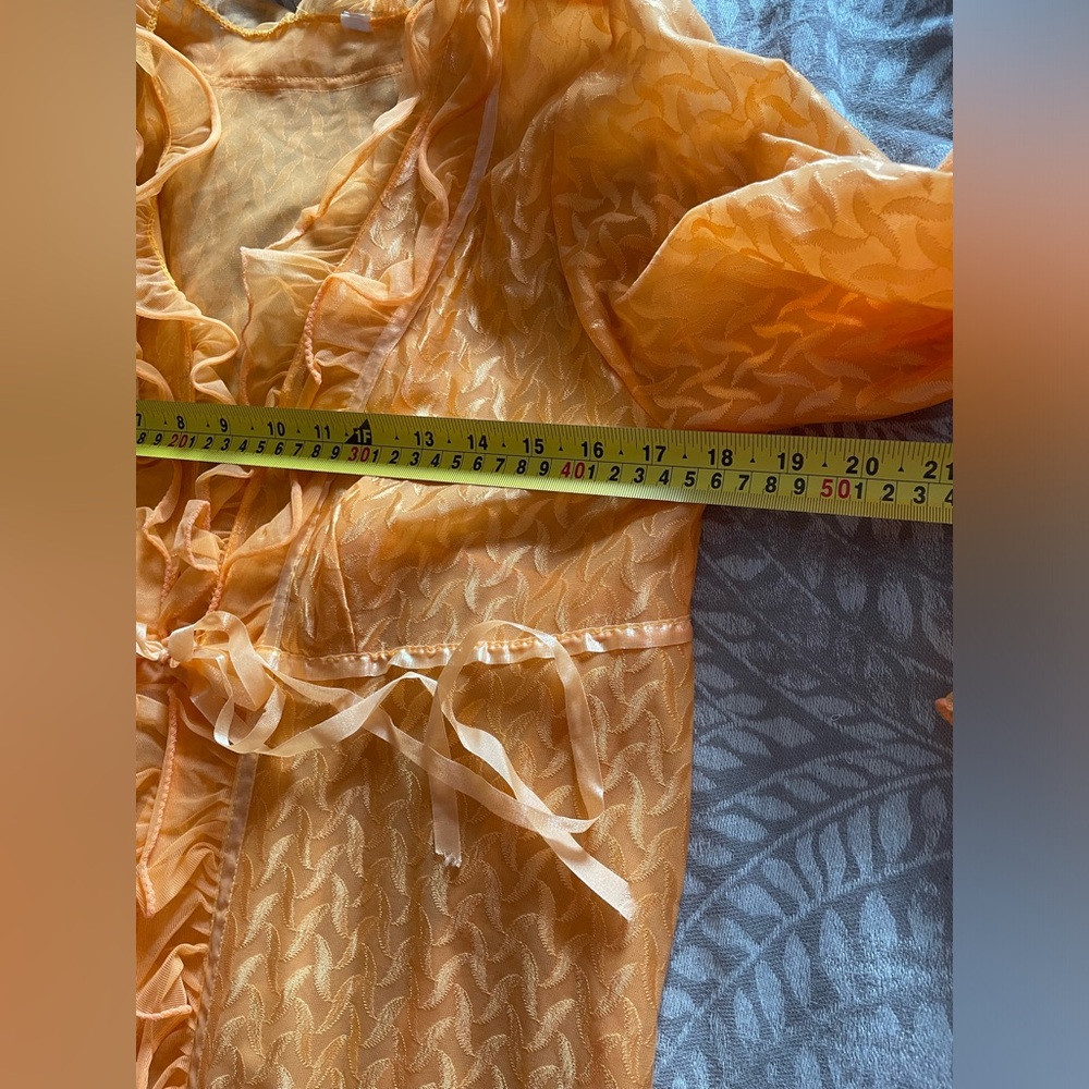 Vintage Ruffled Apricot Robe - Picture 7 of 10